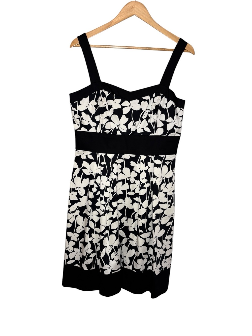 American Living‎ By Ralph Lauren 10 Black White Floral Cotton A-line Sun Dress